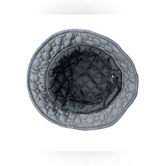 Foldable Water Repellent Quilted Bucket Hat w/Adjustable Drawstring - OSFM - Picture 2 of 5